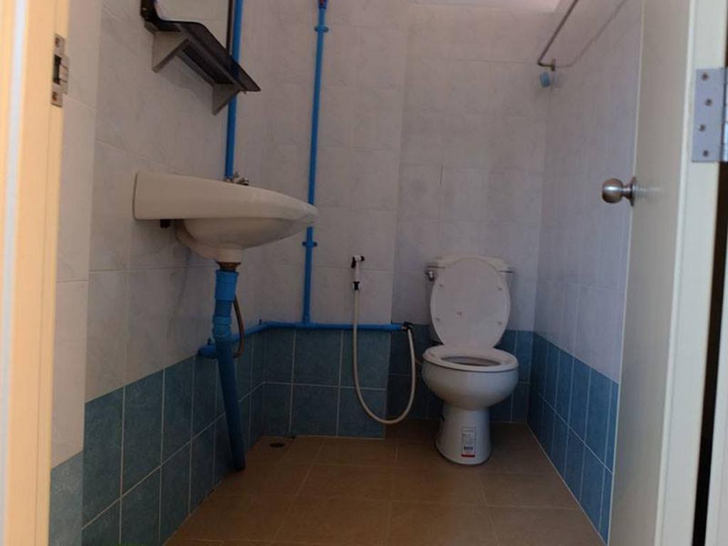 Penguin Hotel Kawthaung Esterno foto