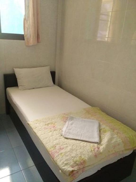 Penguin Hotel Kawthaung Esterno foto