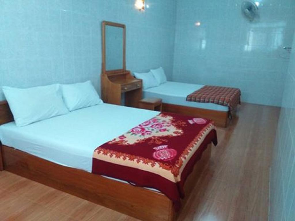 Penguin Hotel Kawthaung Esterno foto